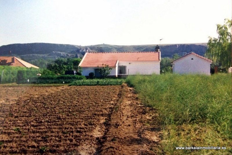 TERRENO Y CASA